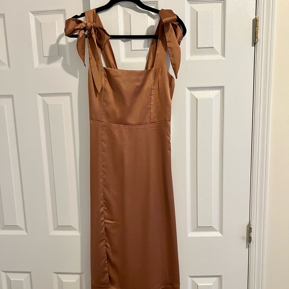 Show Me Your Mumu Claire Midi Dress in Copper - Picture 5 of 6